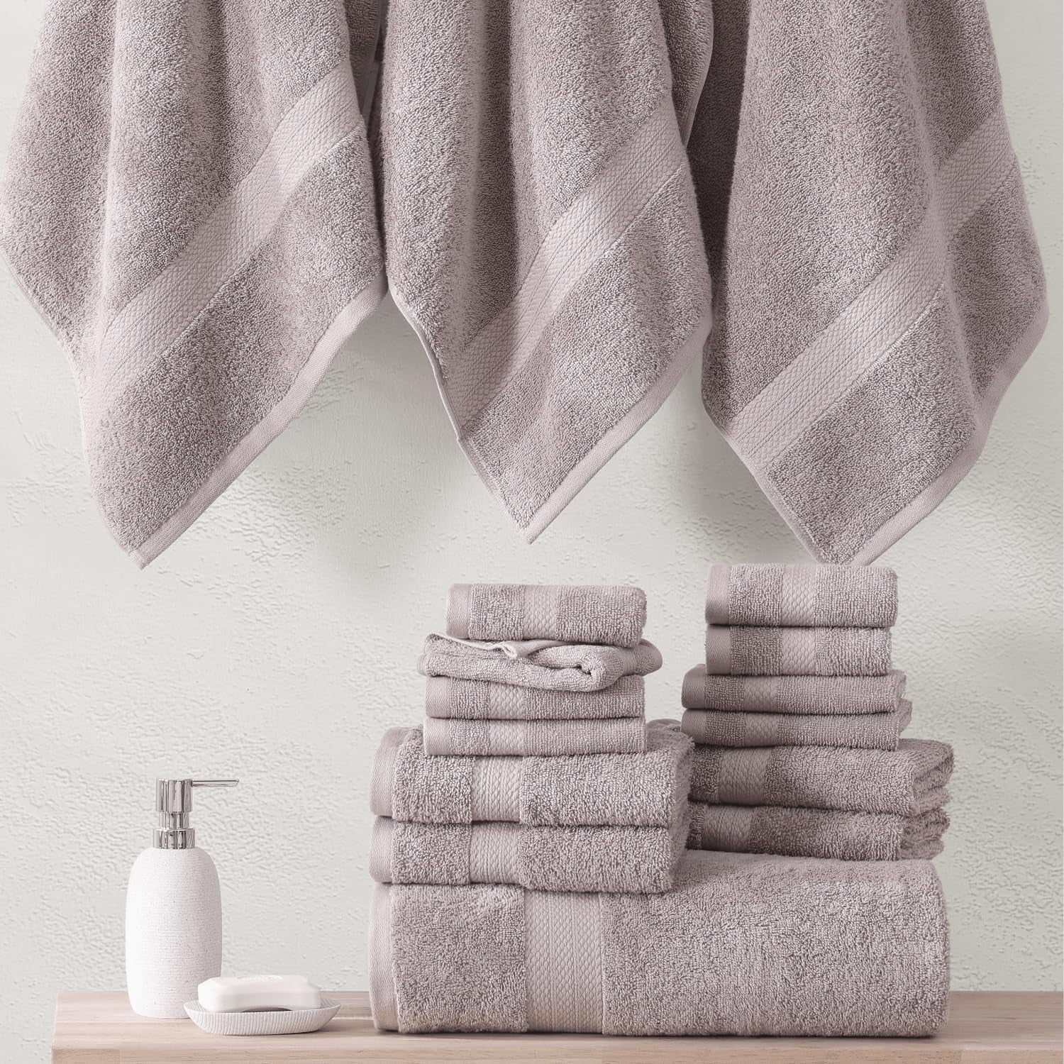 24 Piece Luxury Towels Set - 100% Cotton Towels for Bathroom, 4 Oversized Bath Towels, 2 Bath Sheets Extra Large, 6 Hand Towels, 8 Wash Cloths for Your Face, 4 Fingertip Towels - Platinum